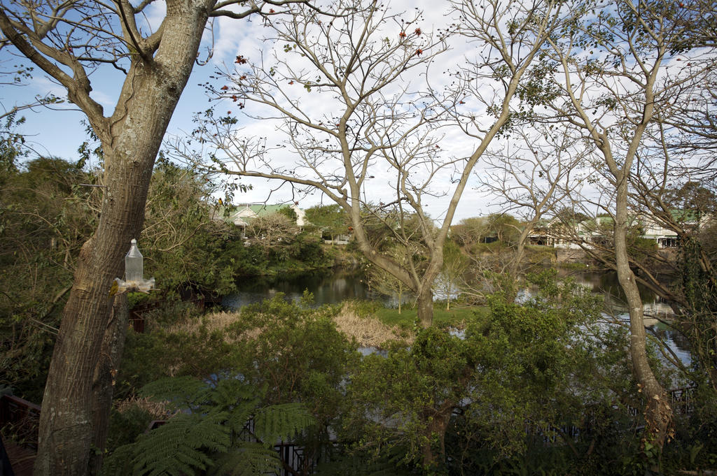 איסט לונדון Quarry Lake Inn מראה חיצוני תמונה