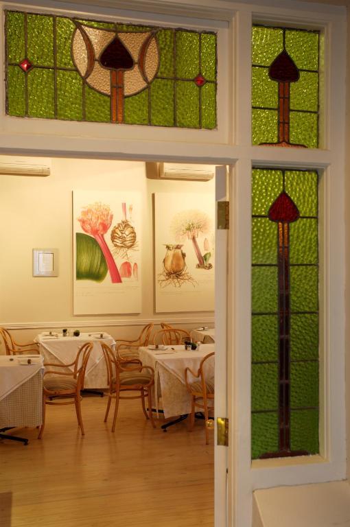 איסט לונדון Quarry Lake Inn מראה חיצוני תמונה